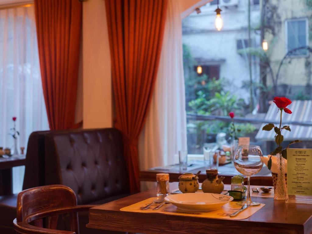 Noble & Swan Boutique Hotel Hanoi Zewnętrze zdjęcie